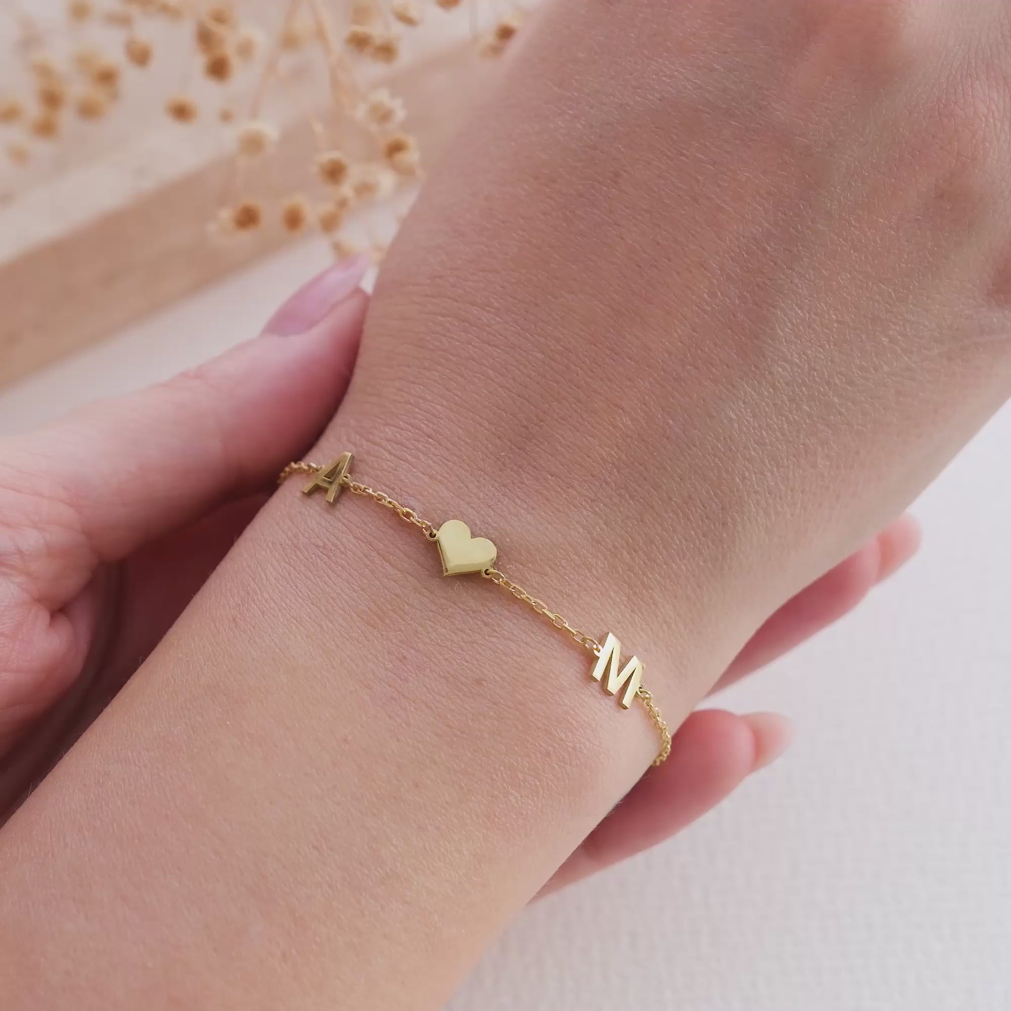 Pulsera de letras