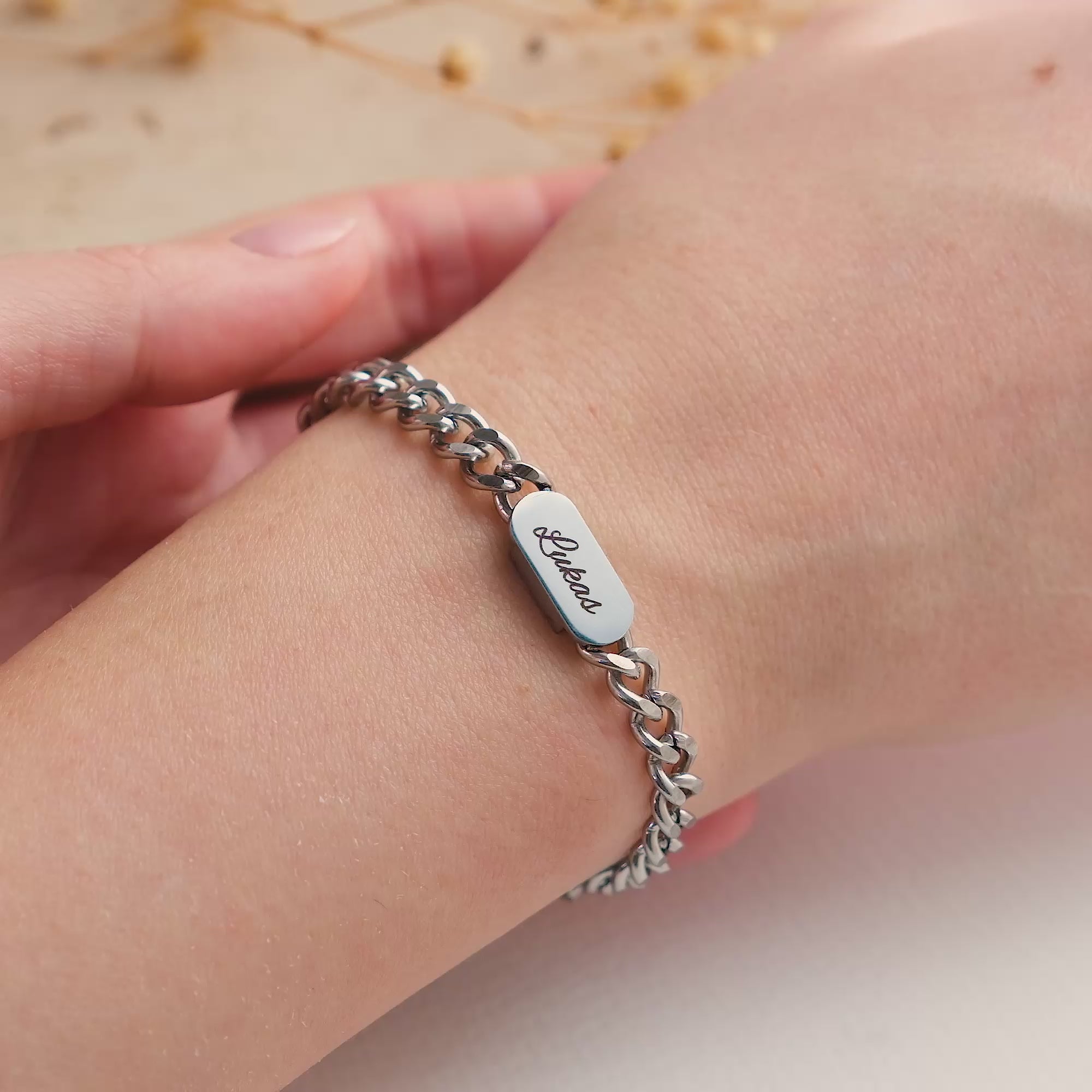 Pulsera de pareja cubana con grabado